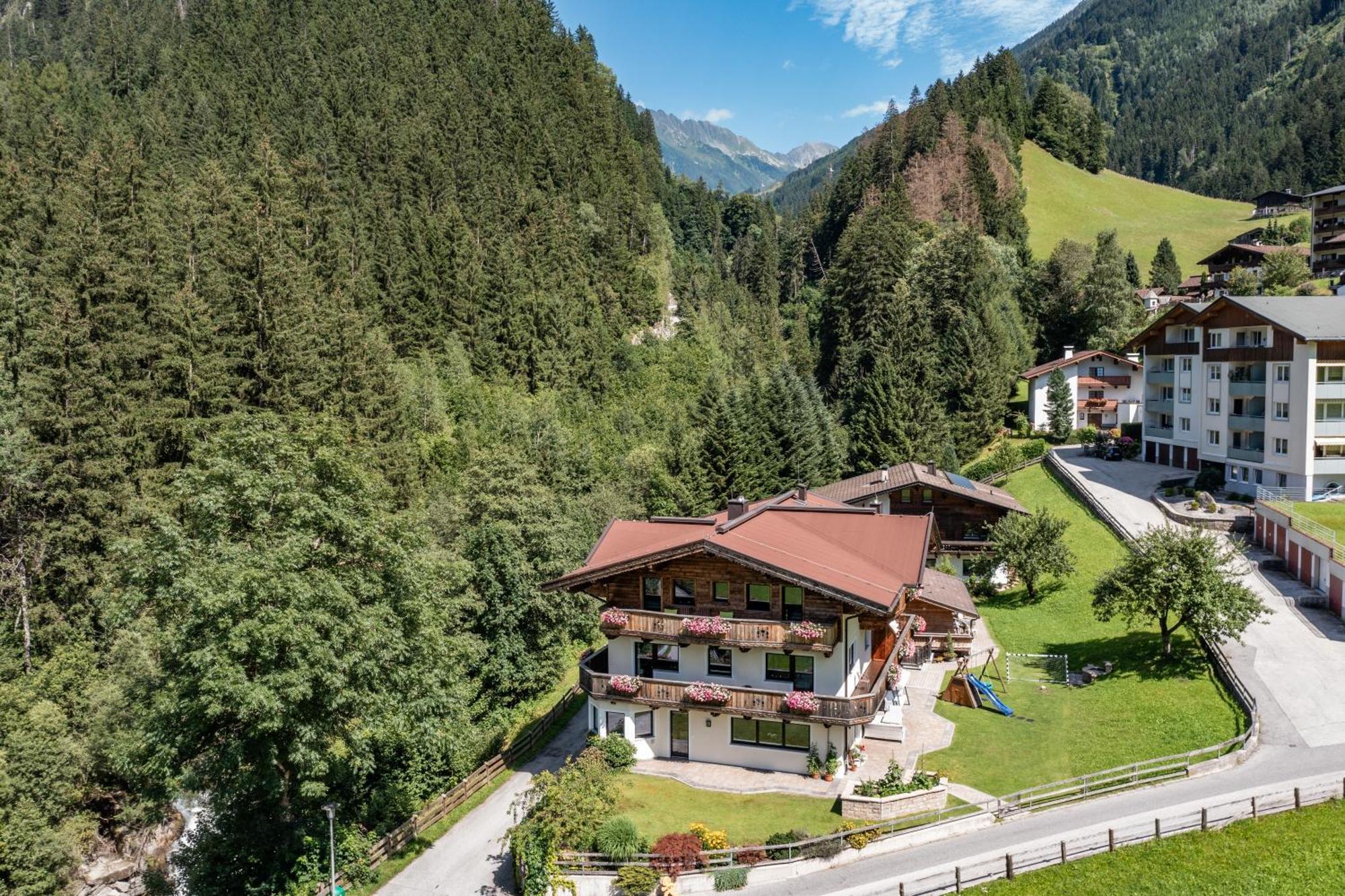 Landhaus Ifangl Mayrhofen Extérieur photo